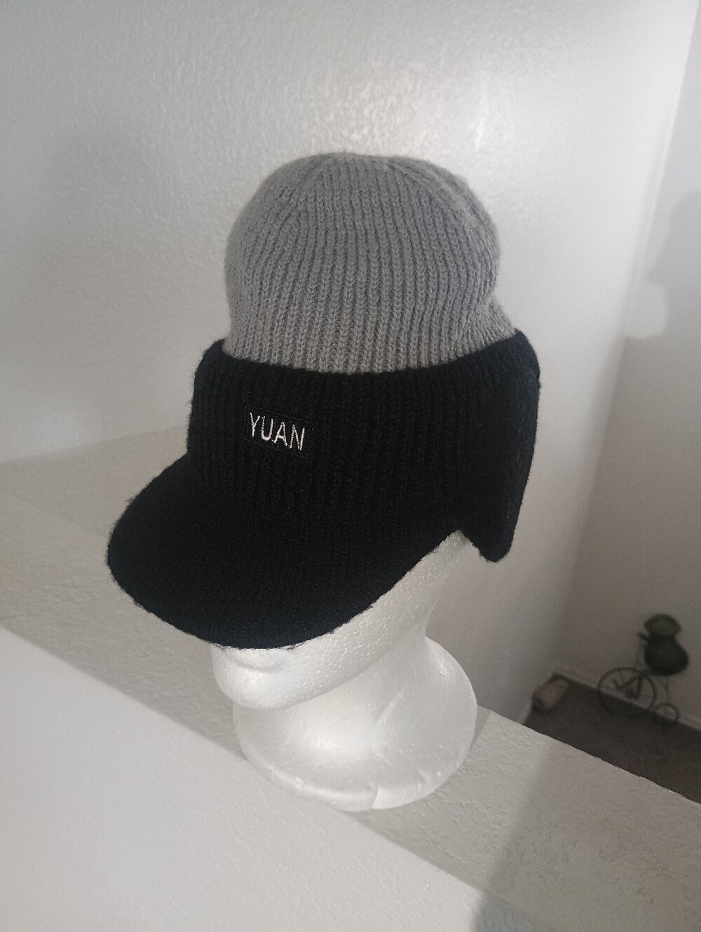 Two-Tone Knit Visor Beanie in Gray & Black